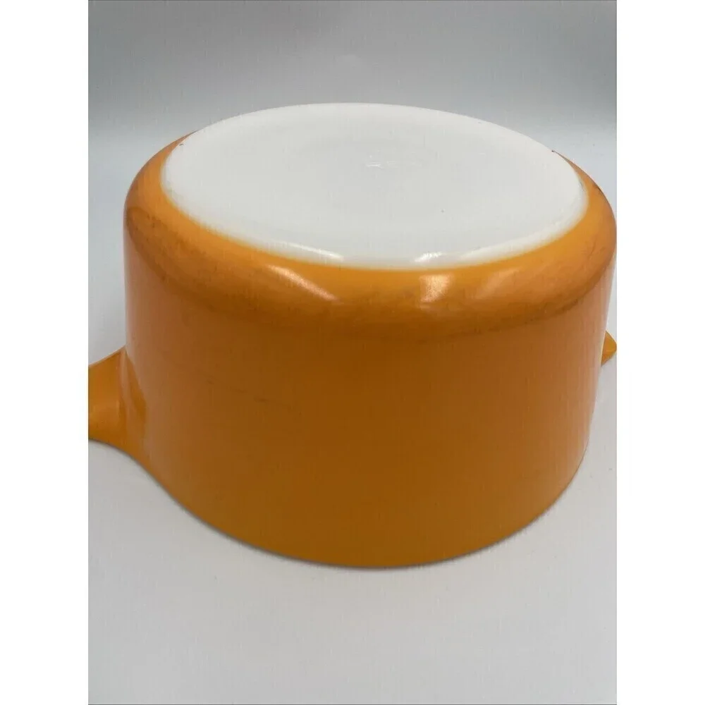 Vintage Pyrex 474-B Handled Casserole 1 1/2 Qt Orange